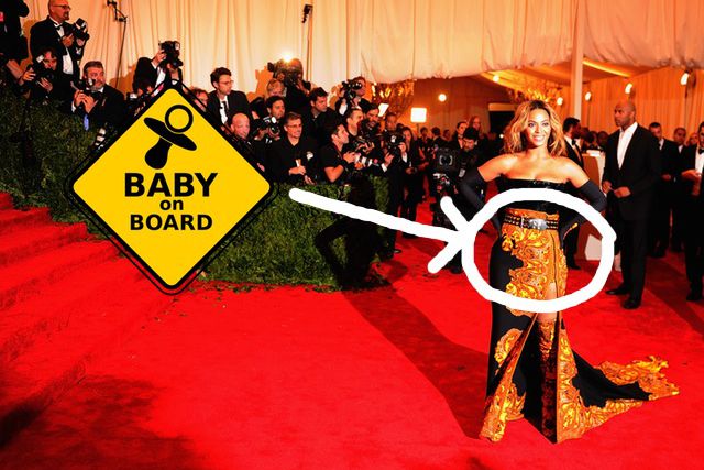 Beyonce clearly pregnant at the 2013 Costume Institute Gala